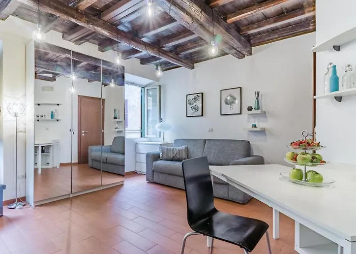 Urbana Coliseum House Apartament
